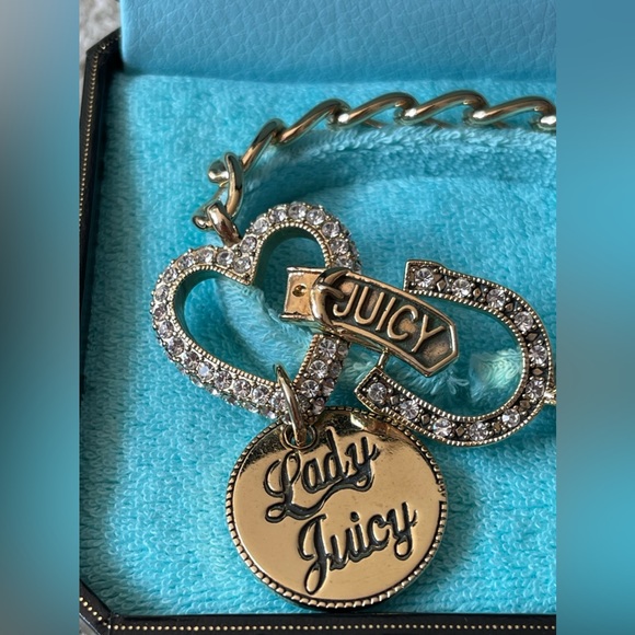 Juicy Couture ‘Lady Juicy’ heart and horseshoe chain bracelet - Picture 3 of 9